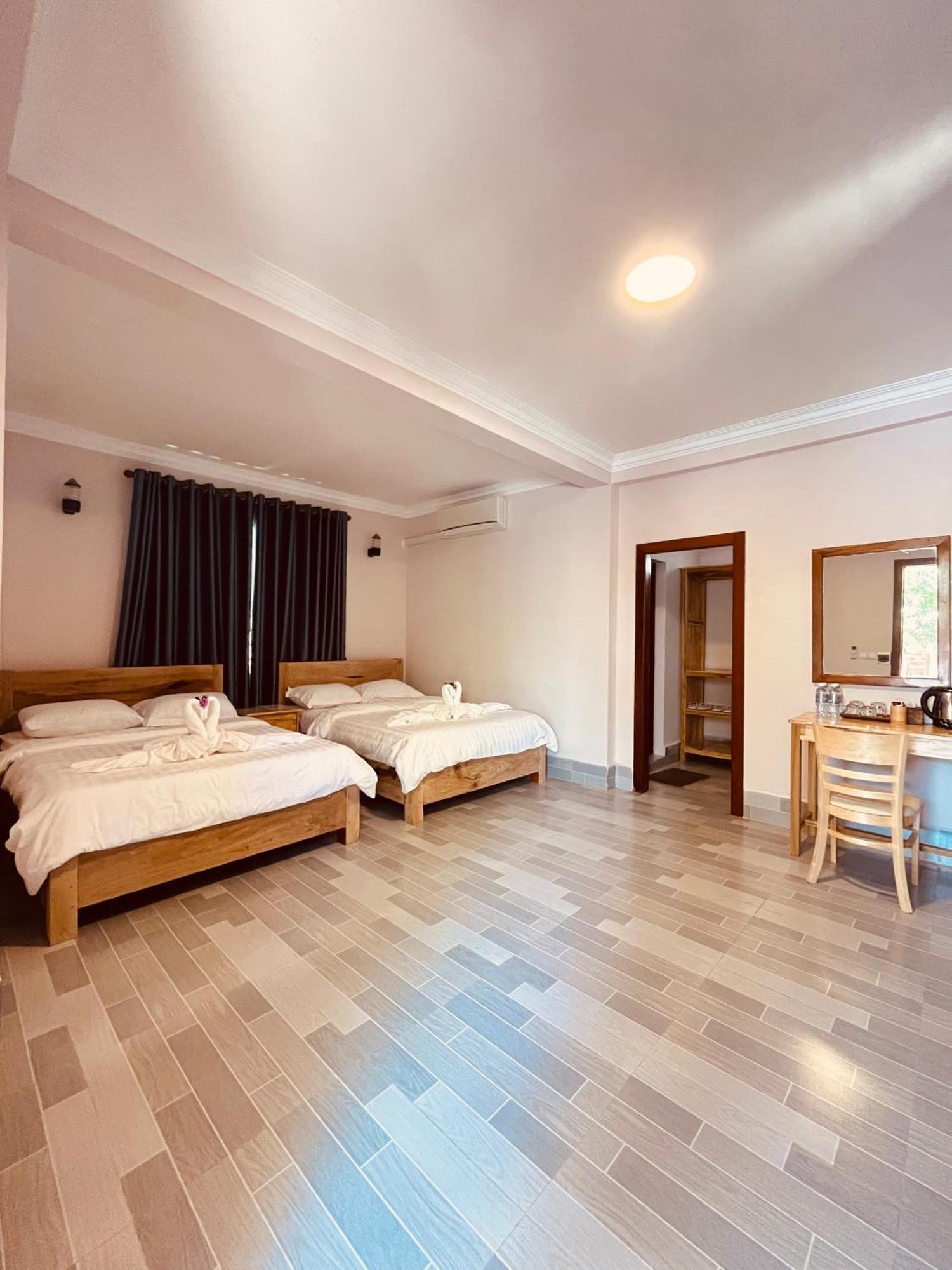Coconut Lodge Kampot Exterior photo