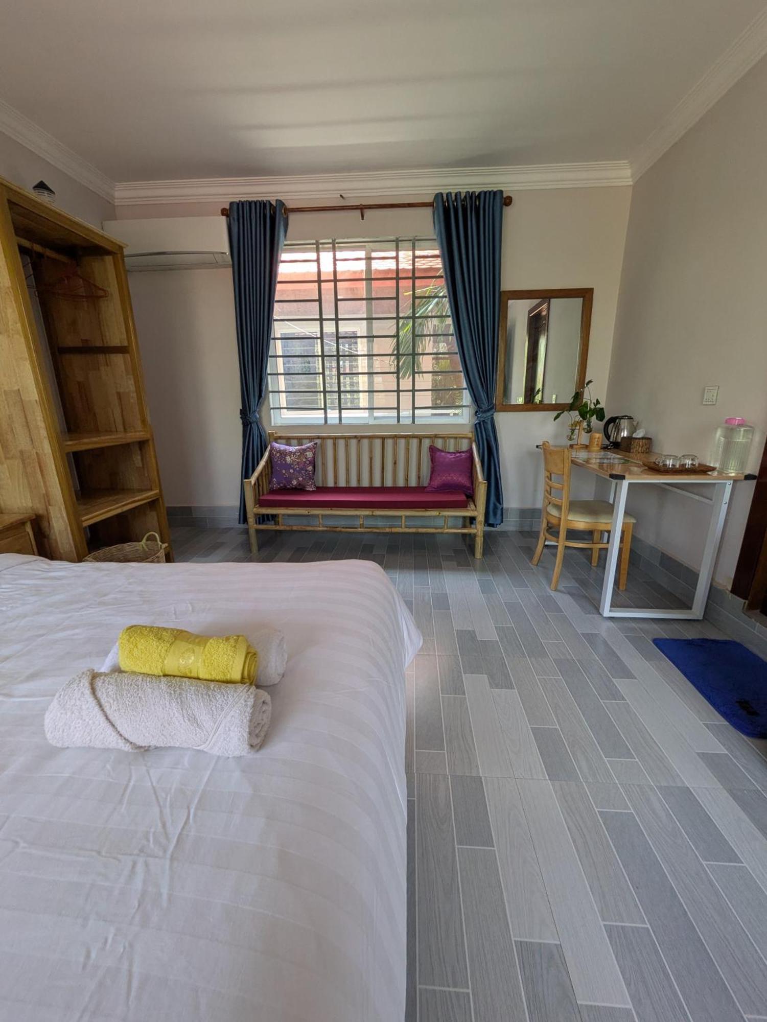 Coconut Lodge Kampot Exterior photo
