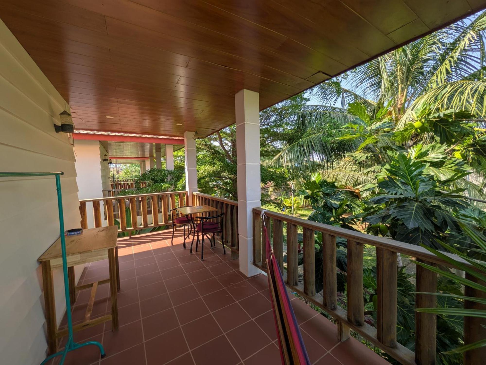 Coconut Lodge Kampot Exterior photo