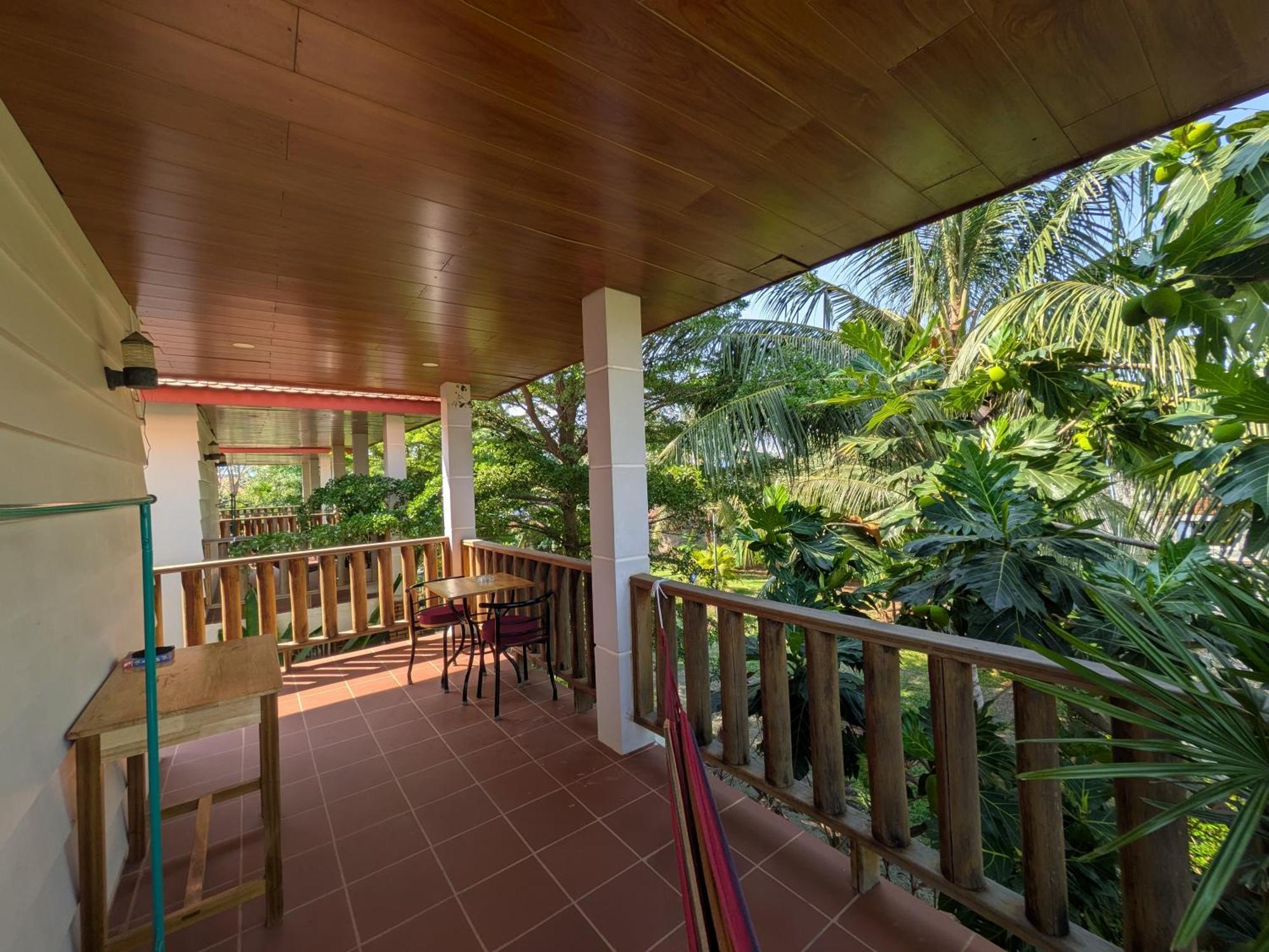 Coconut Lodge Kampot Exterior photo